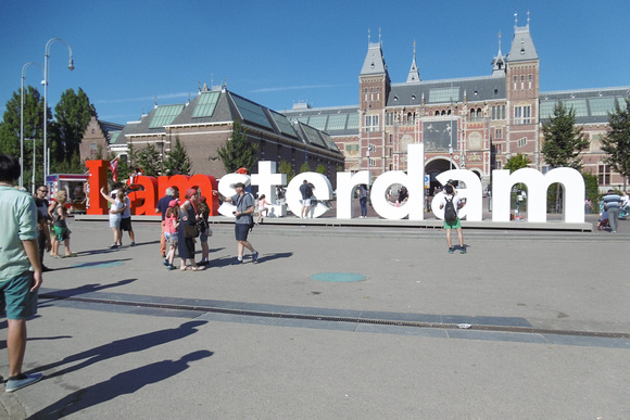 Day 2 - 17 Amsterdam, Museumplein